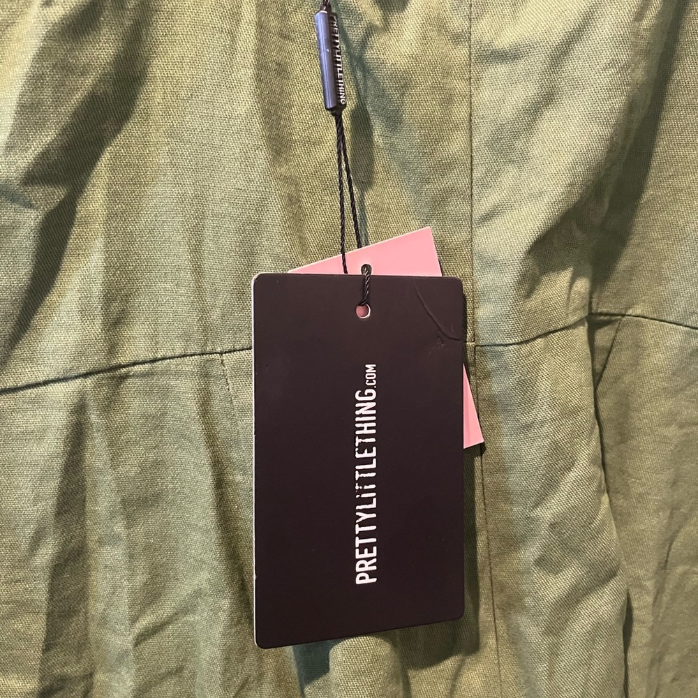 PrettyLittleThing Green Maxi A-Line Jumpsuit Casual - Picture 4 of 5